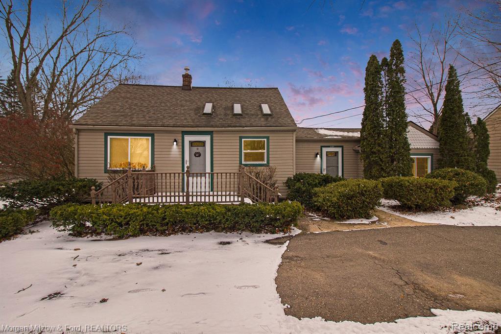 6479 Simmons Road, Waterford, MI 48327 — Photo 23