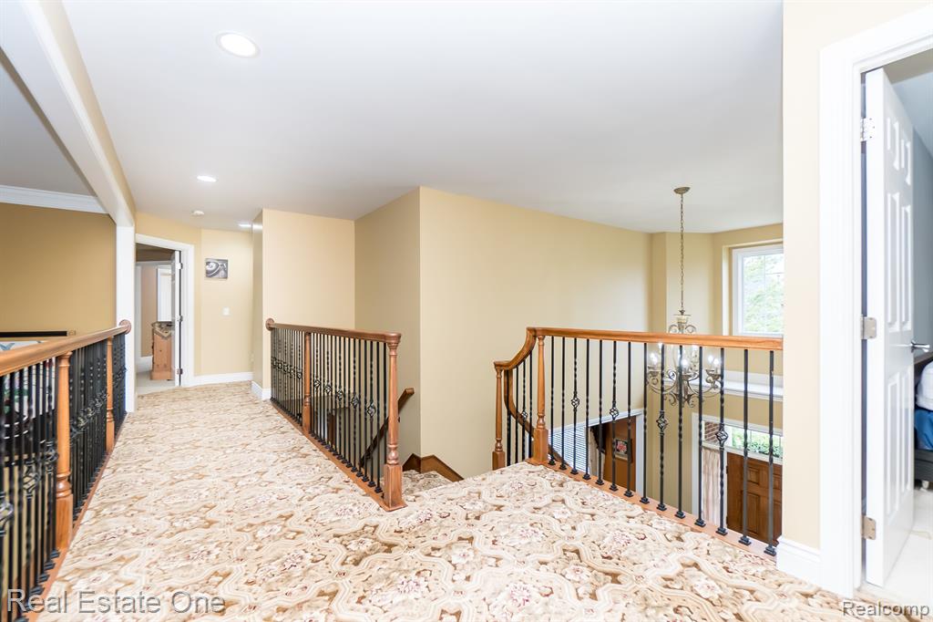 18090 Peninsula Way, Northville, MI 48168 — Photo 54