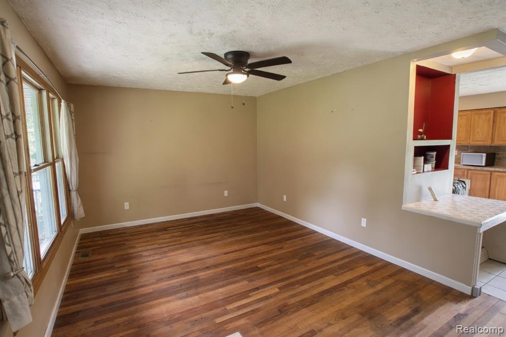 8040 Smith Road, Gaines Vlg, MI 48436 — Photo 9