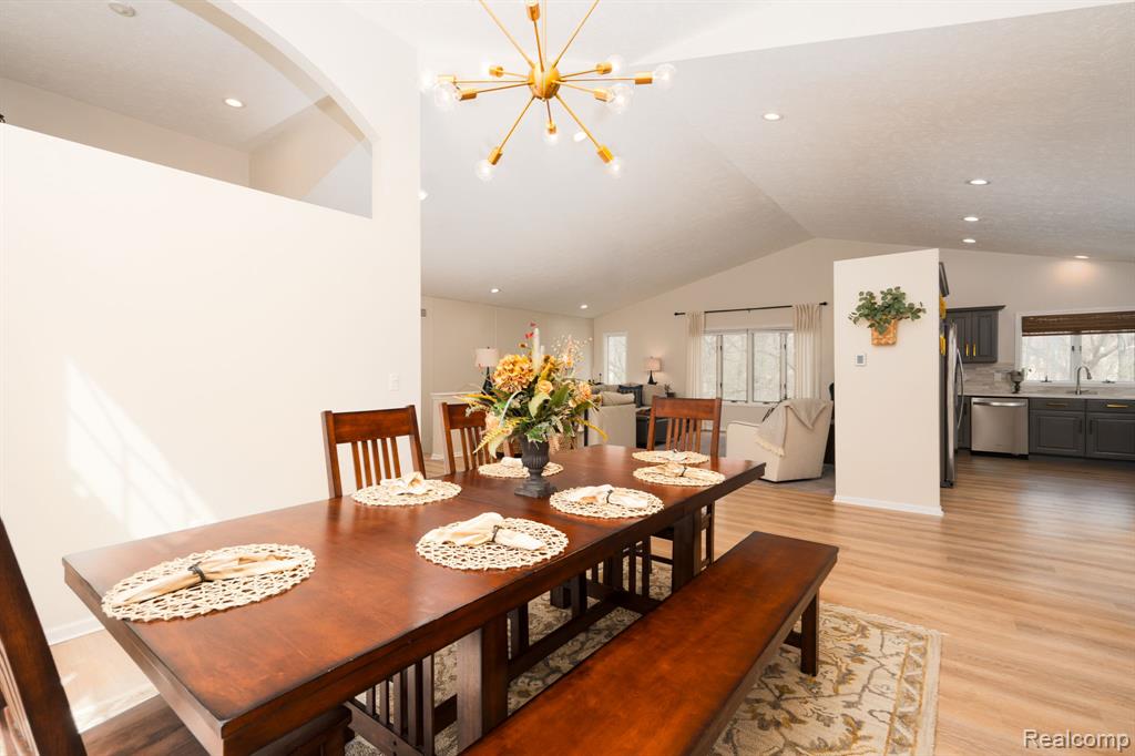 807 Oneida Woods Trail, Grand Ledge, MI 48837 — Photo 11