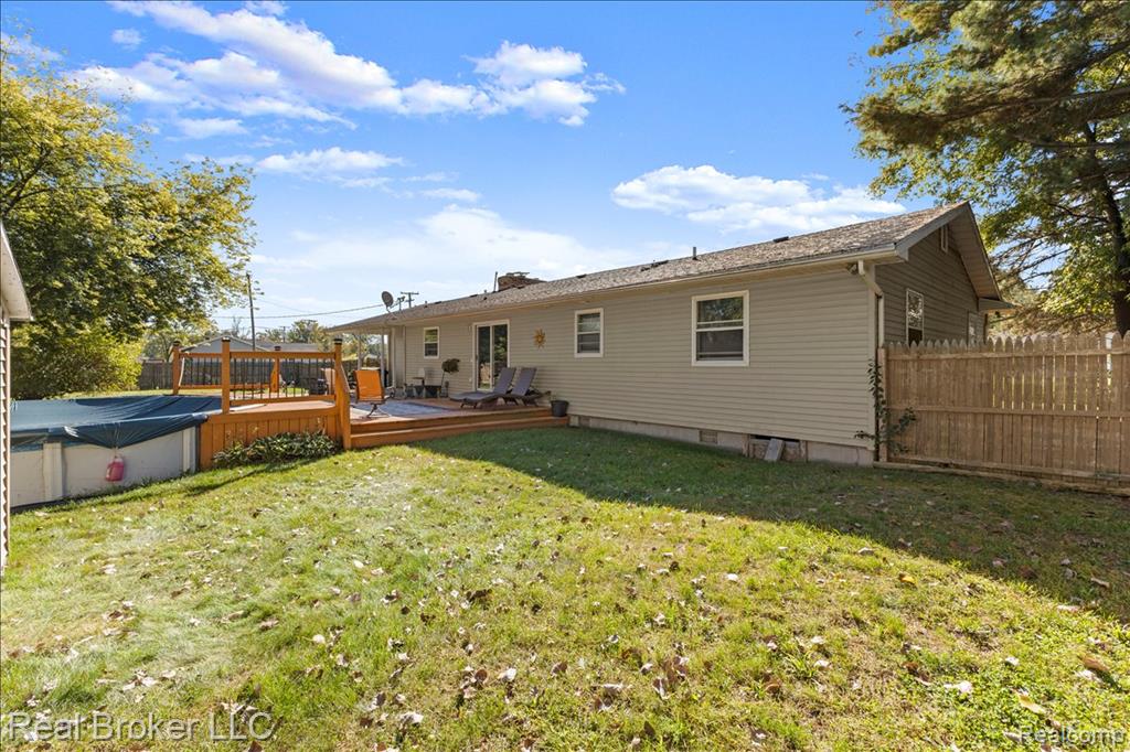 4268 Ravenswood Road, Port Huron, MI 48060 — Photo 36