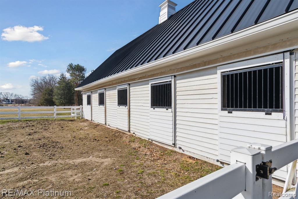 3304 OUTBACK Trail, Pinckney, MI 48169 — Photo 41