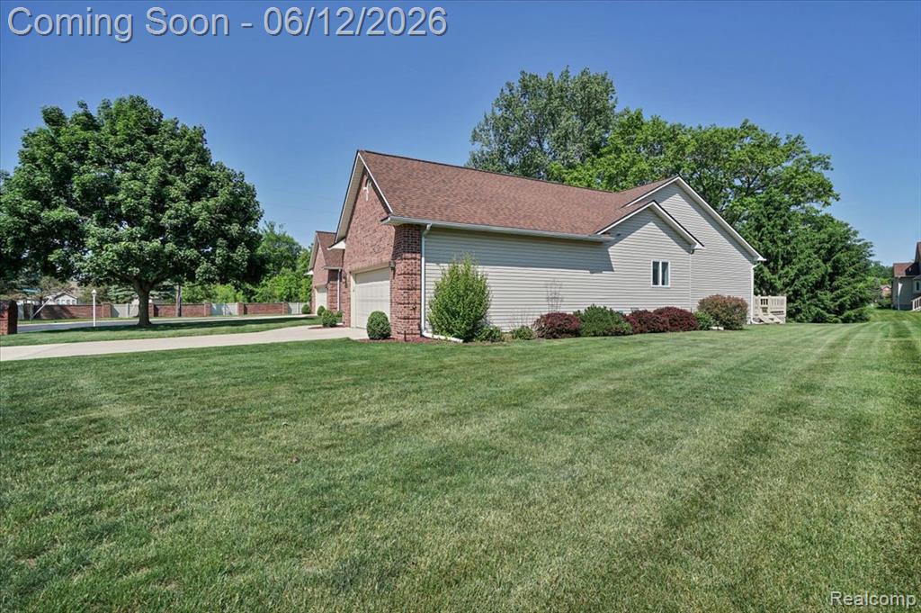 1521 Rio Grande Court, Flint, MI 48532 — Photo 31