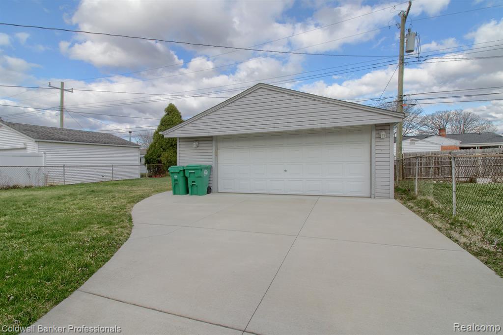6468 Dillon Street, Garden City, MI — Photo 29