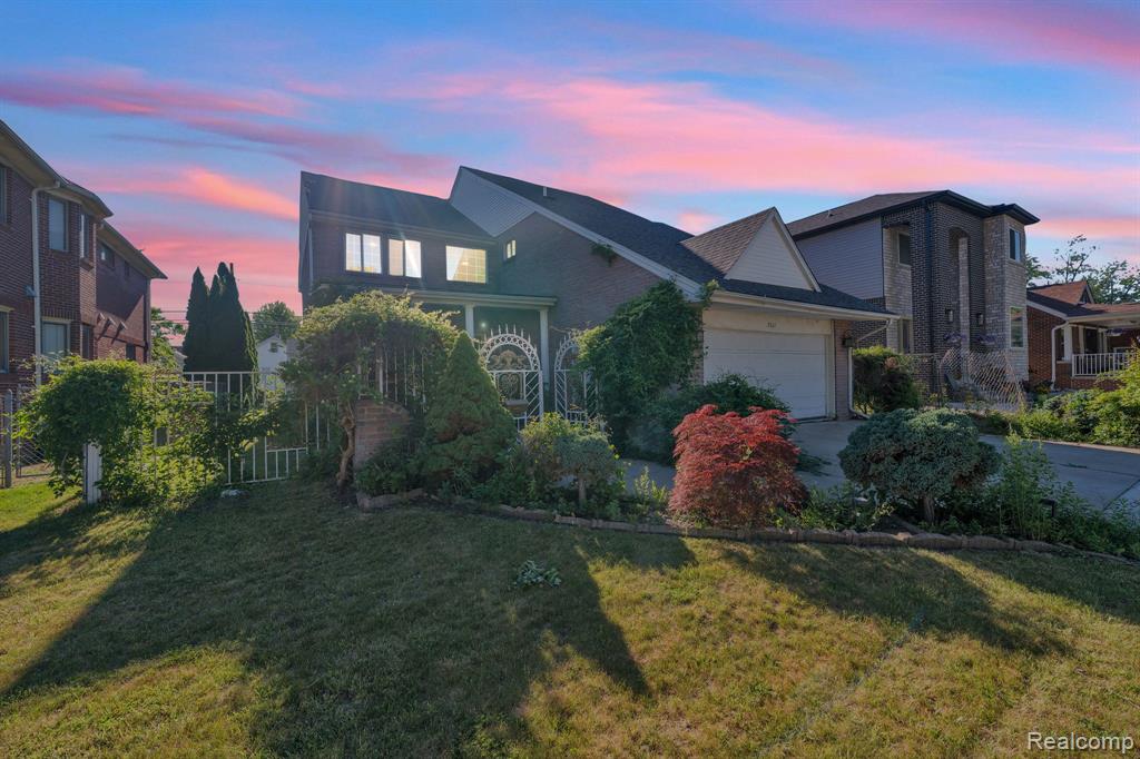 7511 Orchard Avenue, Dearborn, MI 48126 — front exterior