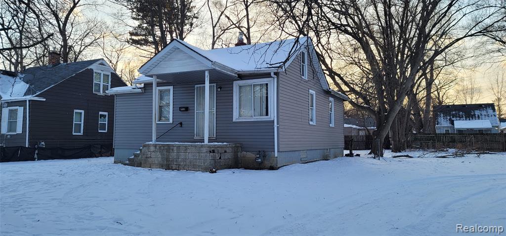 224 S SE Kenbrook Street, Grand Rapids, MI, 49548