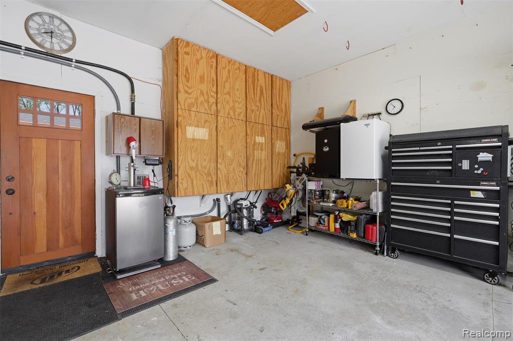 1054 Colt Lane, South Lyon, MI 48178 — Photo 20
