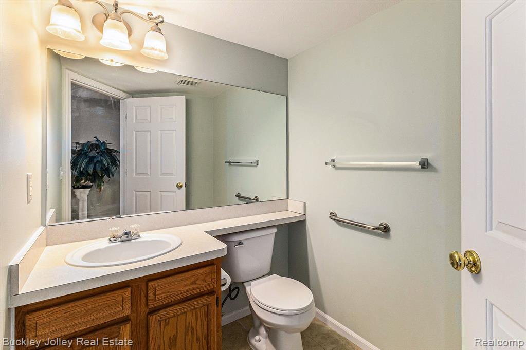 4419 WILLOW VIEW Court, Howell, MI 48843 — Photo 14
