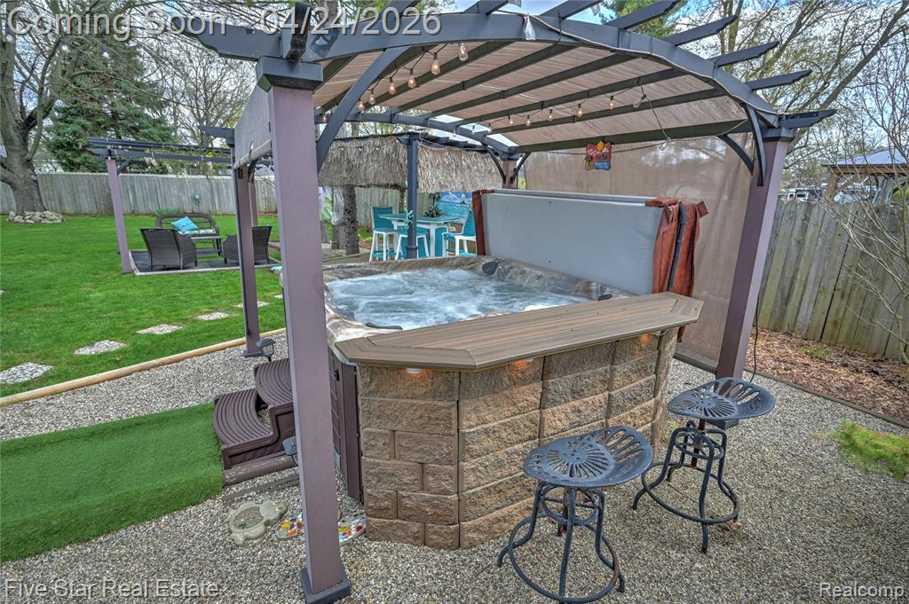 2995 Beaumont Drive, Highland, MI 48356 — Photo 53