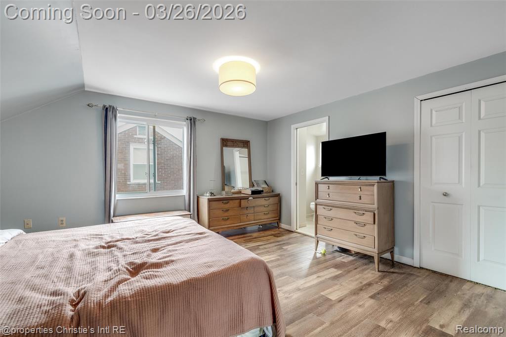 20631 Lochmoor Street, Harper Woods, MI 48225 — Photo 14