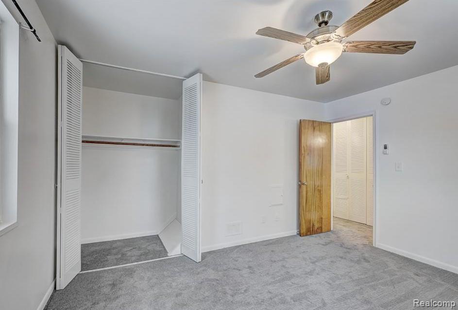 6958 Town Lane, Dearborn Heights, MI 48127 — Photo 12