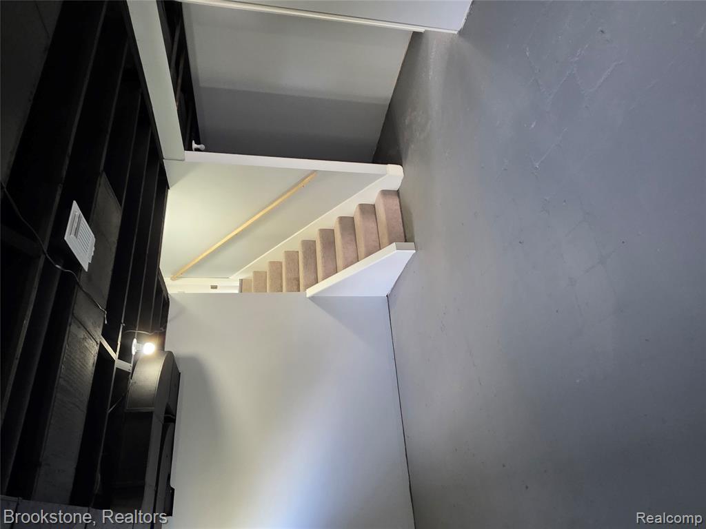 420 Sunnyside Drive, Flushing, MI 48433 — Photo 6