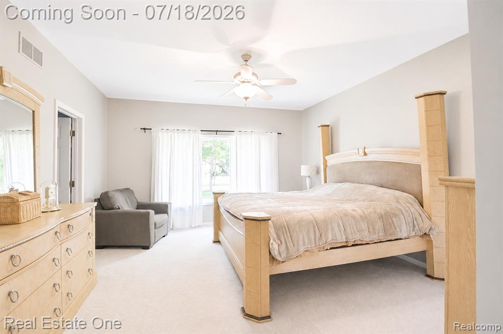716 Bristol Lane, Orion, MI 48348 — Photo 23