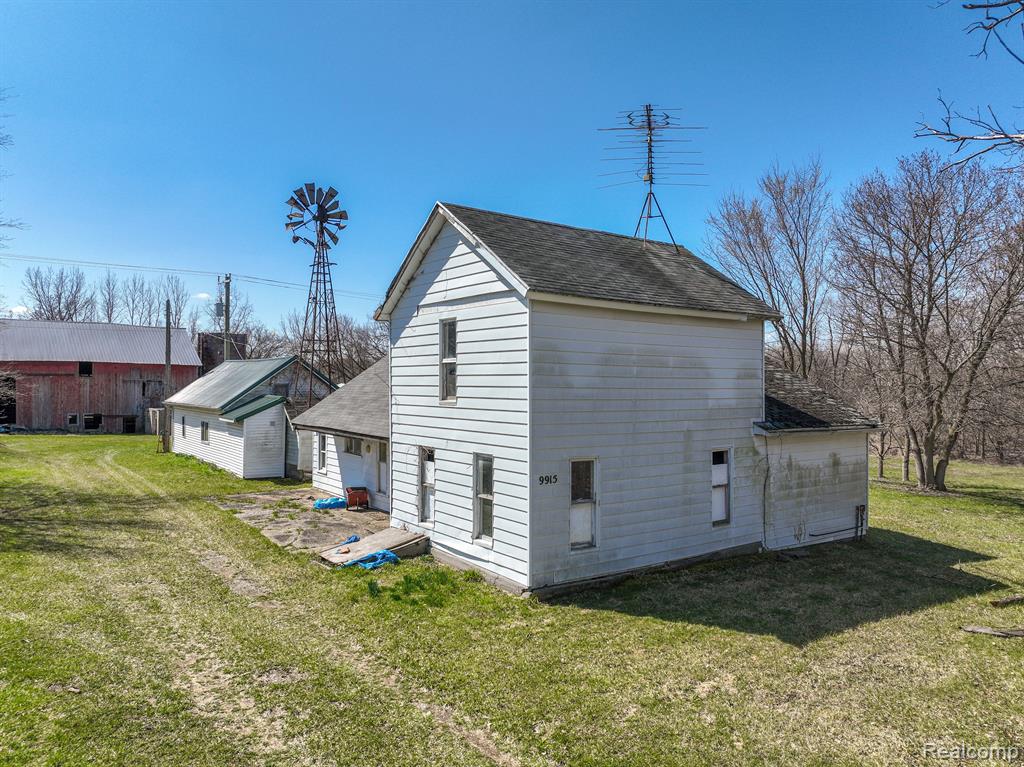 9915 VAN BUREN Road, Fowlerville, MI 48836 — front exterior