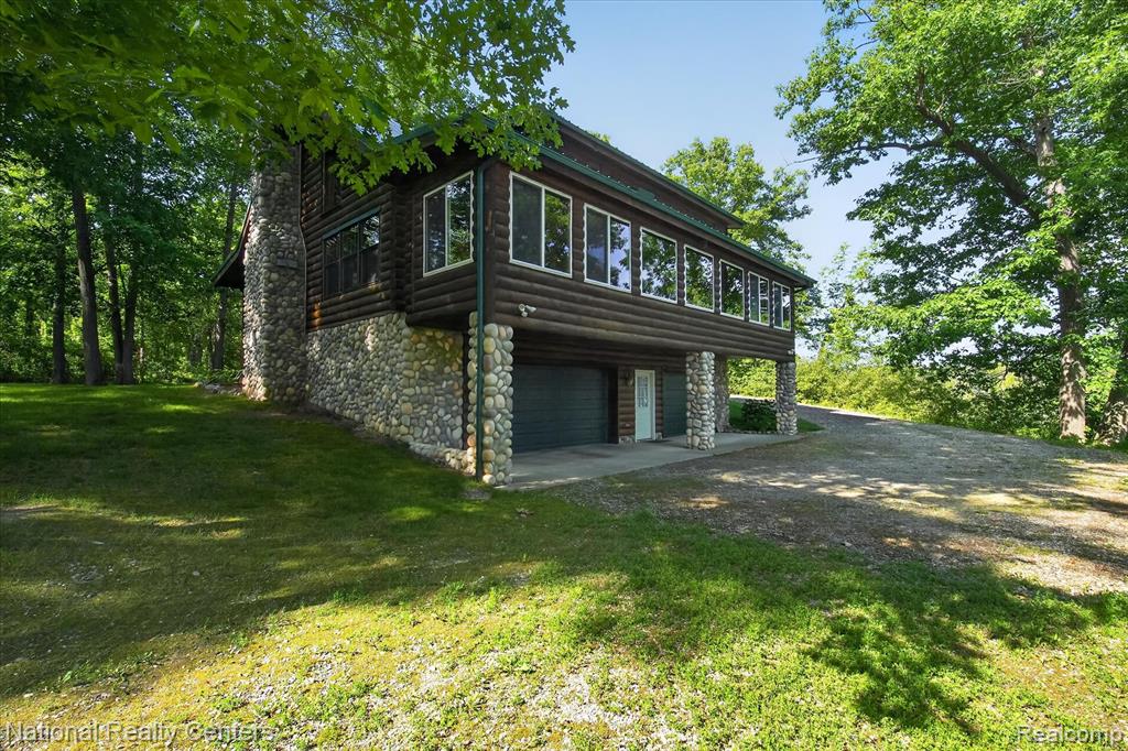 12426 Shaffer Road, Davisburg, MI 48350 — Photo 29