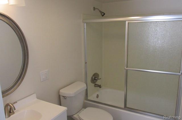 6533 Cloverton Drive, Waterford, MI — Photo 8