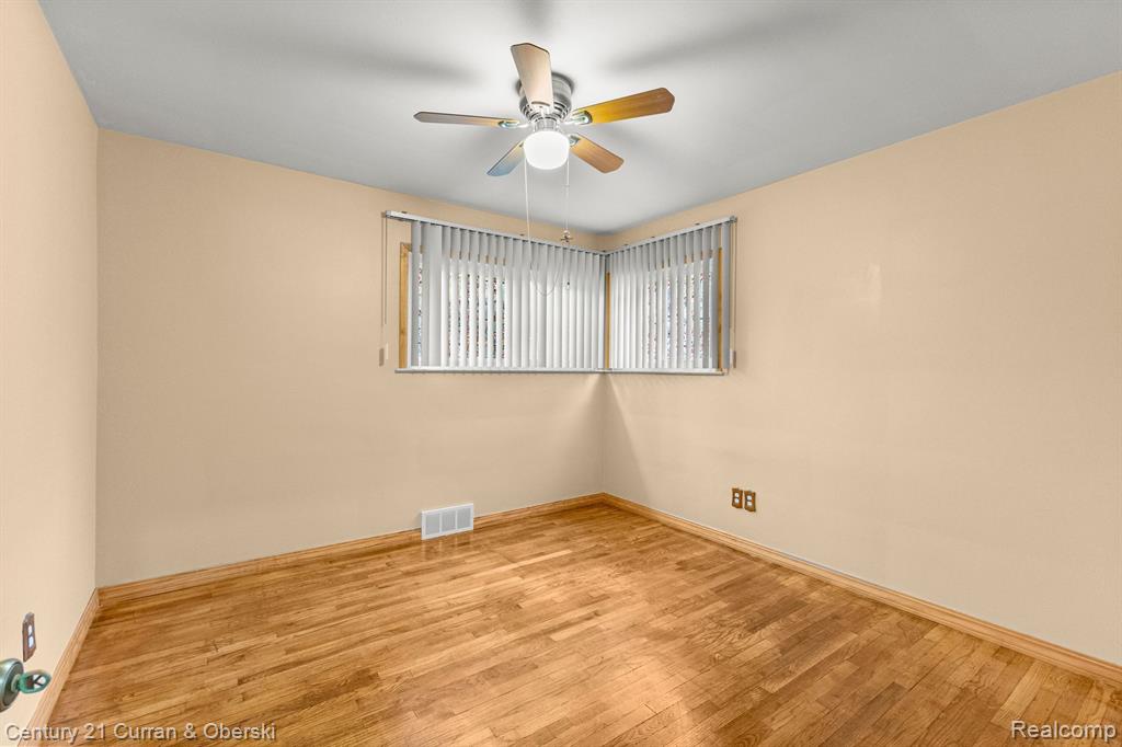 7850 MERRICK Street, Taylor, MI 48180 — Photo 17