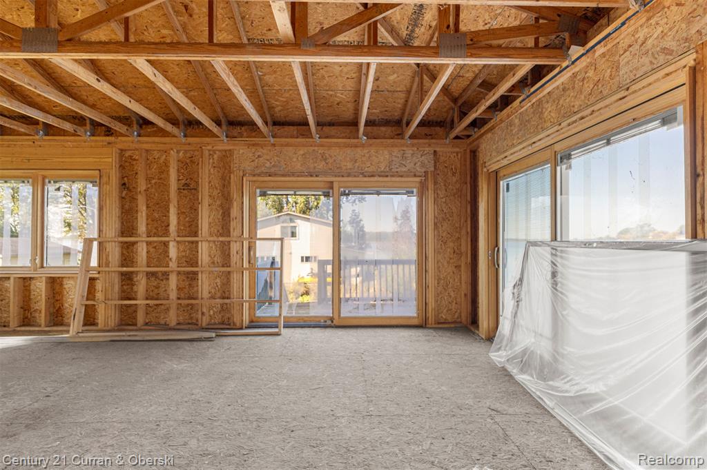 6809 Lakeshore Drive, Newport, MI 48166 — Photo 17