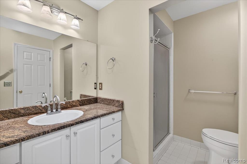 42689 Jason Court, 107, Sterling Heights, MI 48313 — Photo 28