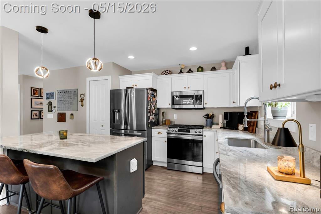 515 S Winding Drive, Waterford, MI 48328 — Photo 8