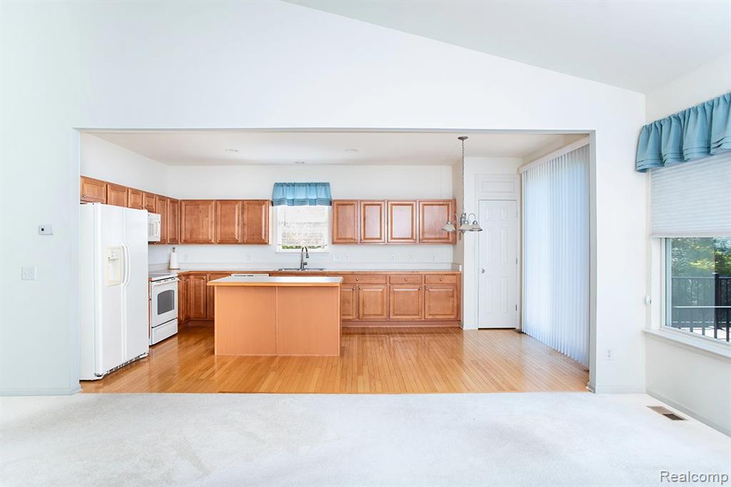 613 Zion Court, Howell, MI 48843 — Photo 9