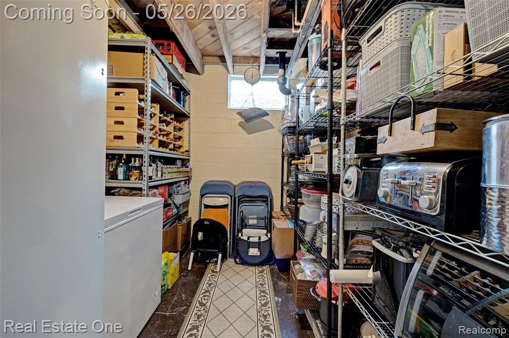 6394 Manson Drive, Waterford, MI 48329 — Photo 35