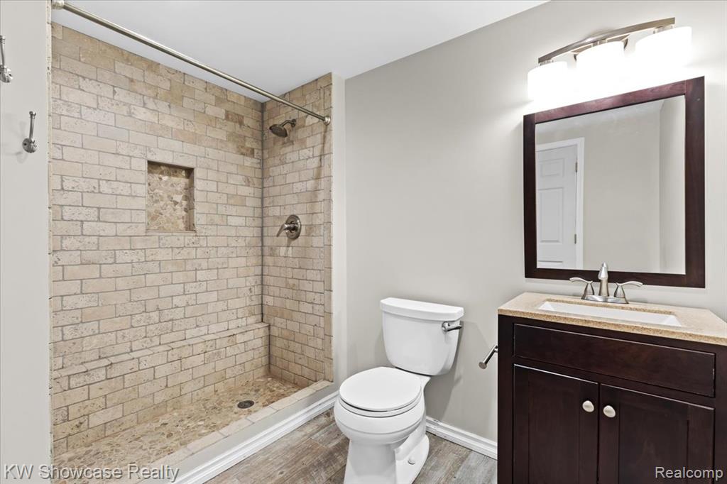 4254 Warrington Drive, Wixom, MI 48393 — Photo 34