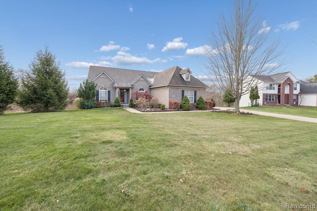 7647 Tipperary Trail, Fenton, MI 48430 — Photo 2
