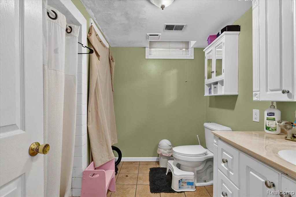 17 E White Lake Dr, Twin Lakes, MI 49457 Drive, Twin Lake, MI 49457 — Photo 35