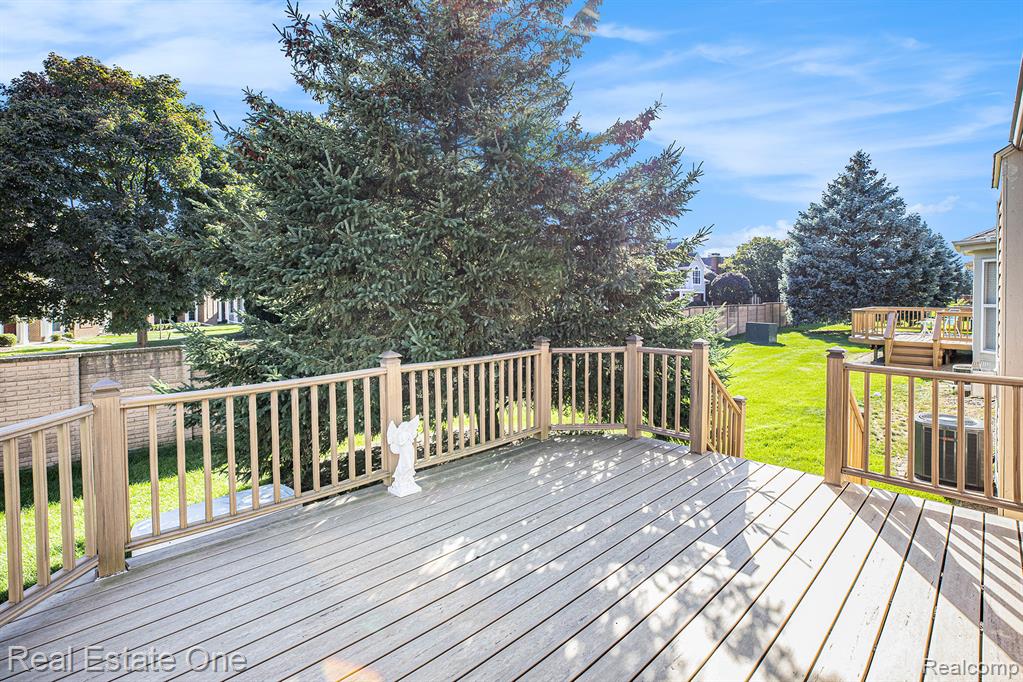 4378 Gardenia Drive, Sterling Heights, MI 48314 — Photo 16