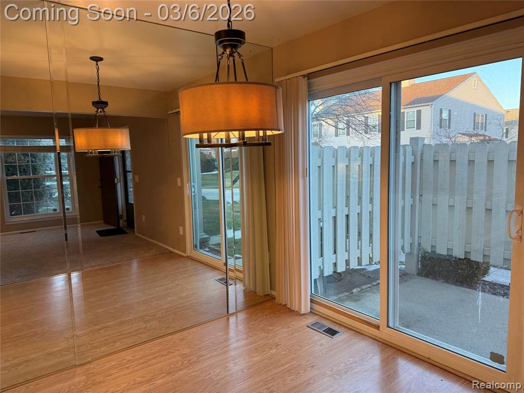 44585 N Bunker Hill Drive, Clinton Twp, MI 48038 — Photo 10