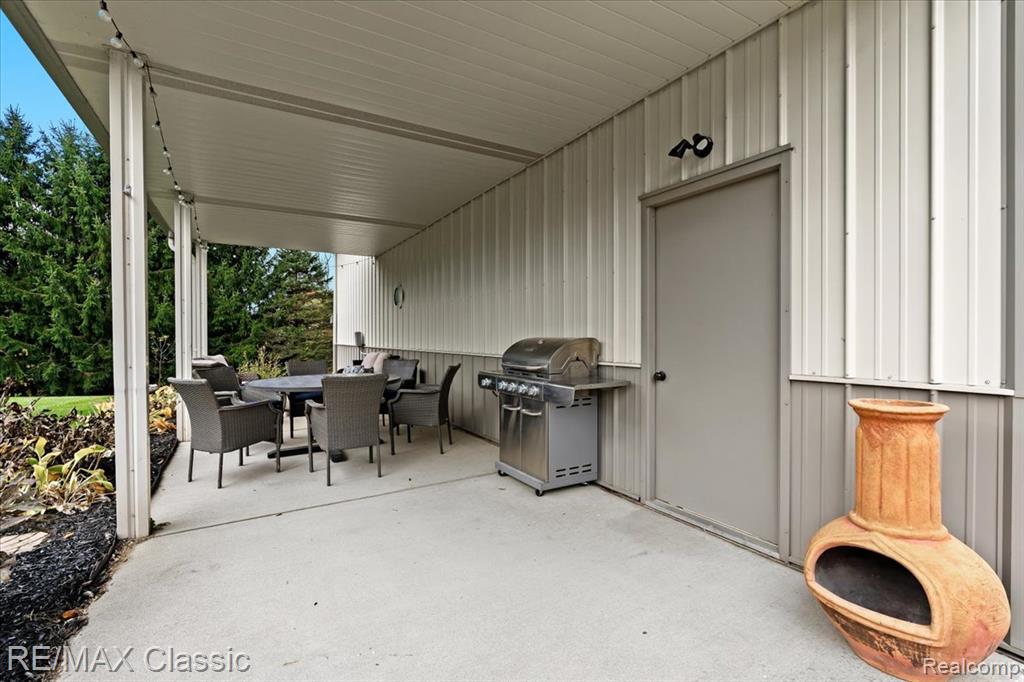 13947 Hearthstone Lane, Hartland, MI 48353 — Photo 38
