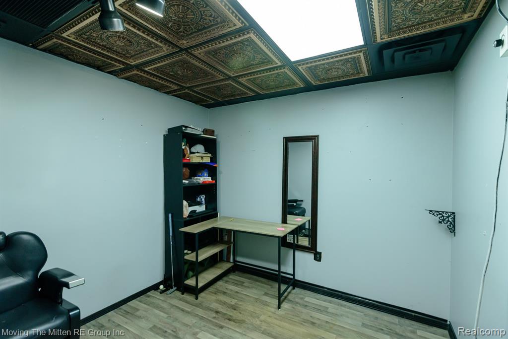 573 E Huron River Drive, Belleville, MI 48111 — Photo 30