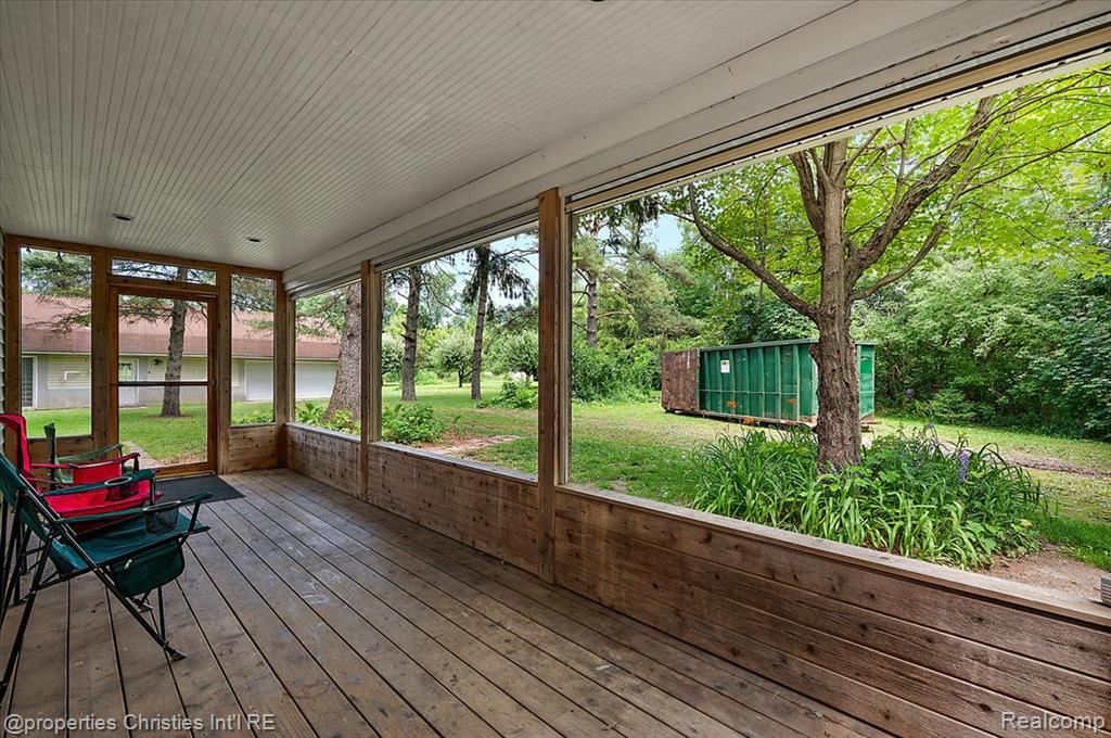157 E Elmwood, Leonard, MI 48367 — Photo 57