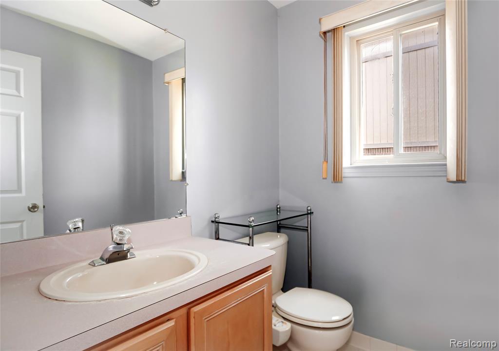 46158 Duke Drive, New Baltimore, MI — Photo 15