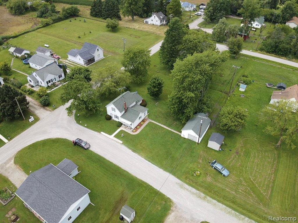 8040 Third, Avoca, MI 48006 — Photo 11