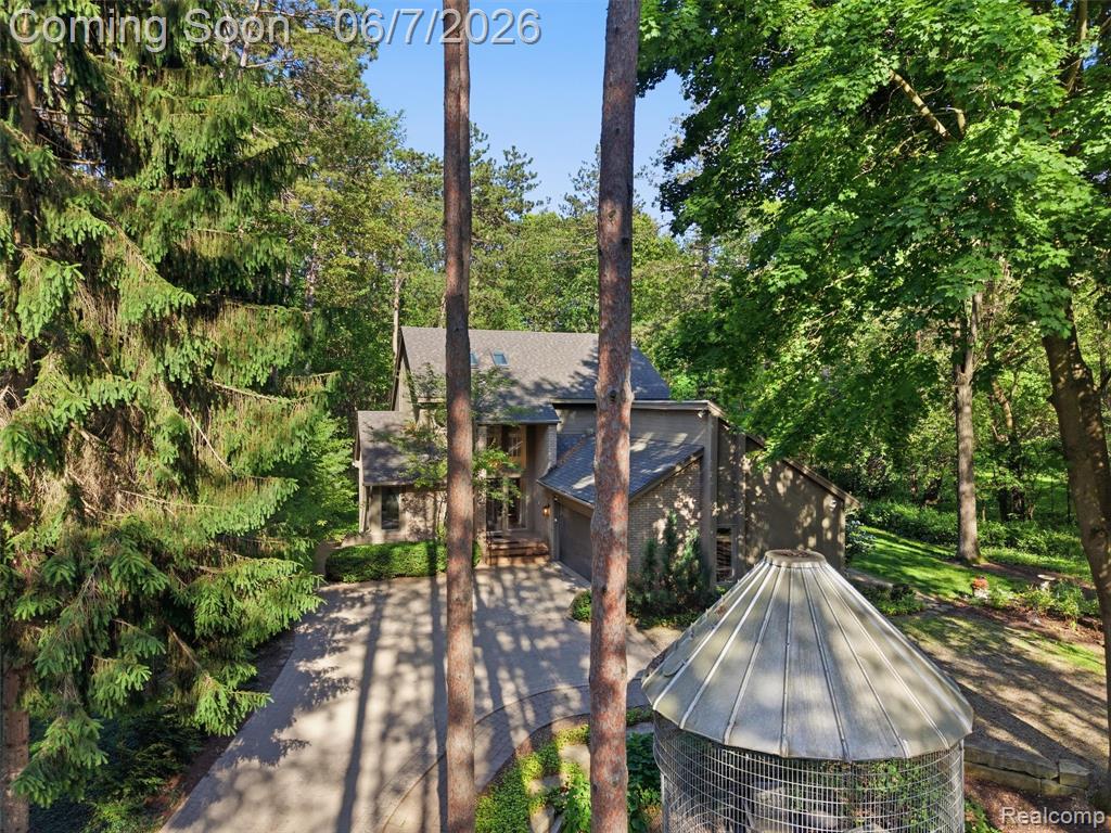 202 Nakomis Trail, Lake Orion, MI 48362 — Photo 3