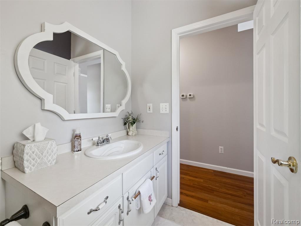 17275 Garvey Road, Chelsea, MI, 48118