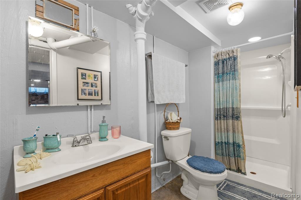 9015 Weddel Street, Taylor, MI 48180 — Photo 12