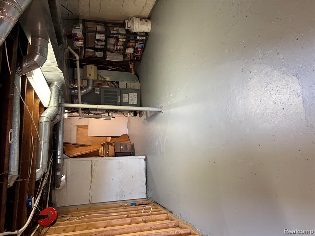 487 W Troy Street, Fenton, MI 48220 — Photo 21