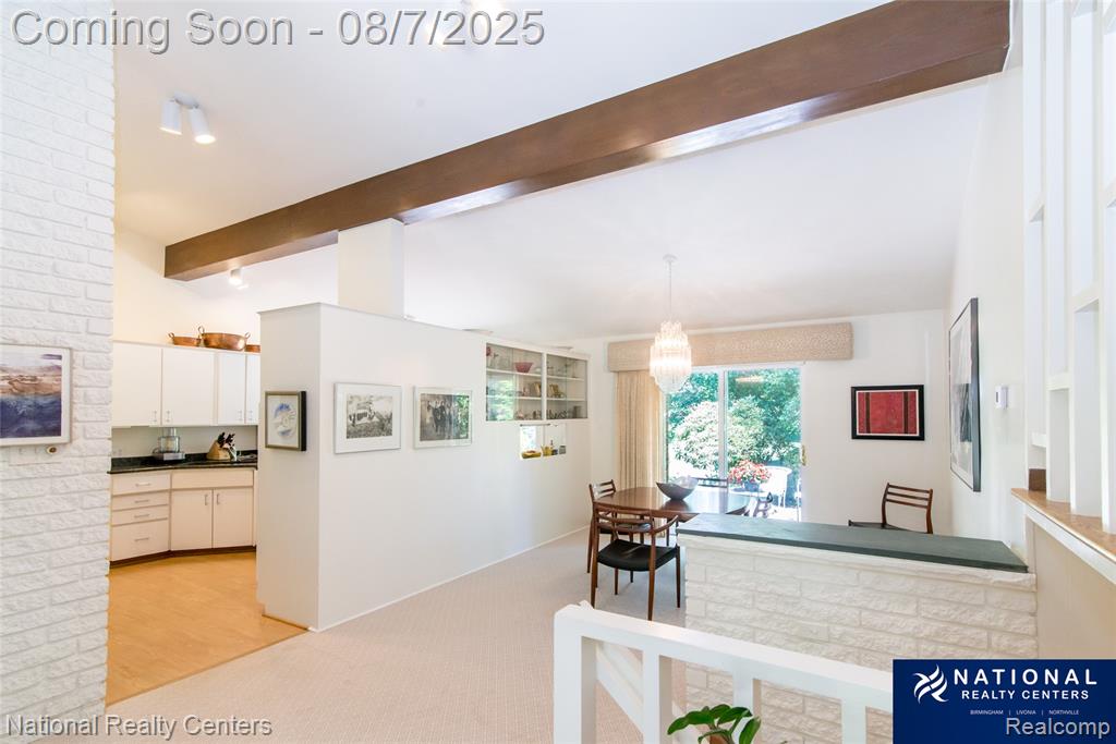 4933 Malibu Drive, Bloomfield Hills, MI 48302 — Photo 22