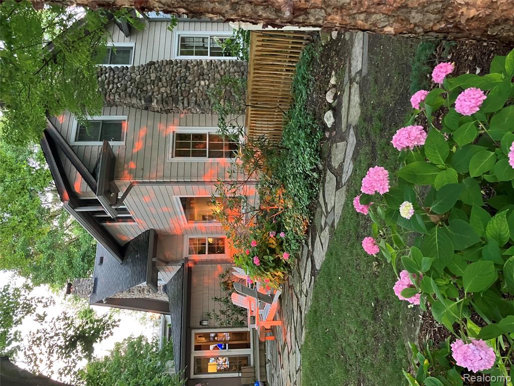 6610 Commerce Road, West Bloomfield, MI 48324 — Photo 4