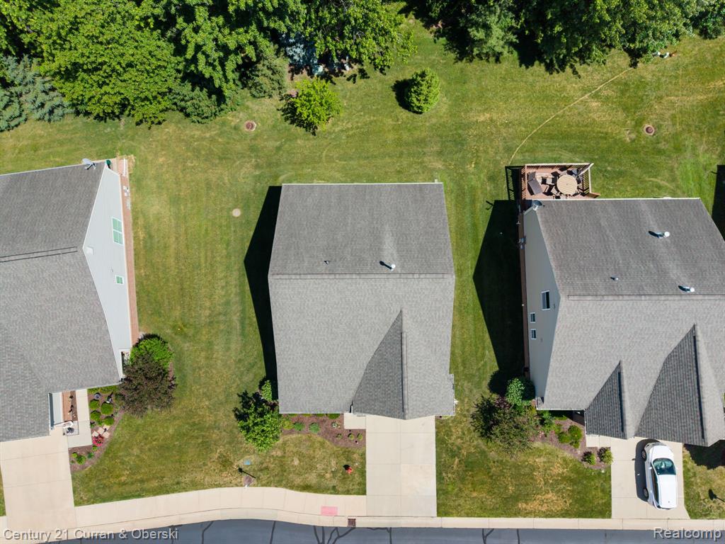 1086 Paddock Drive, South Lyon, MI 48178 — Photo 52