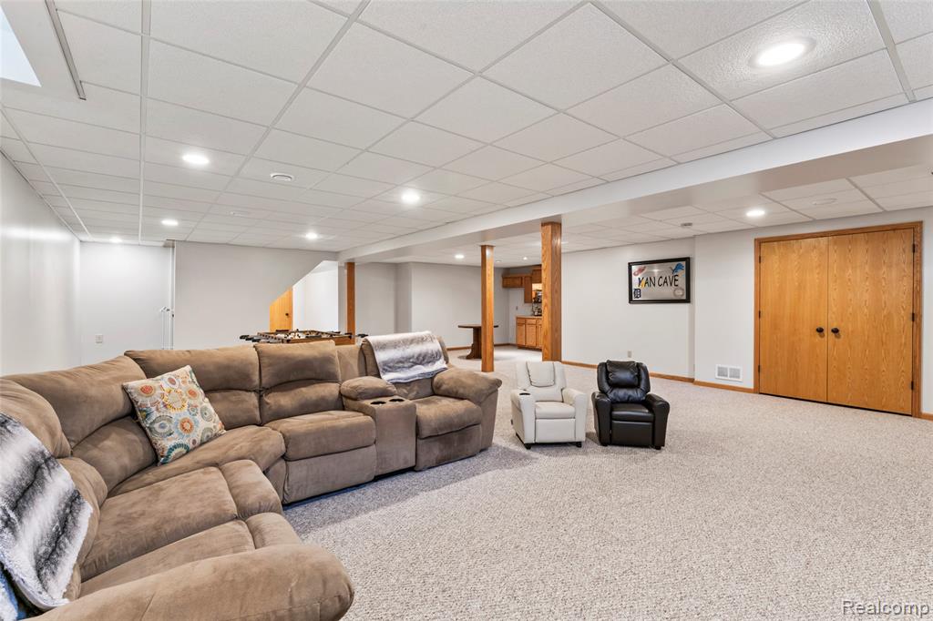 6541 E Ridge Court, Brighton, MI 48116 — Photo 41