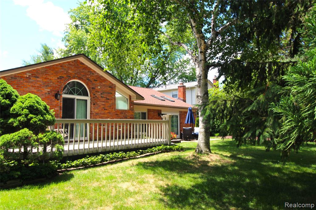 41784 Ladywood Drive, Northville, MI 48168 — Photo 3