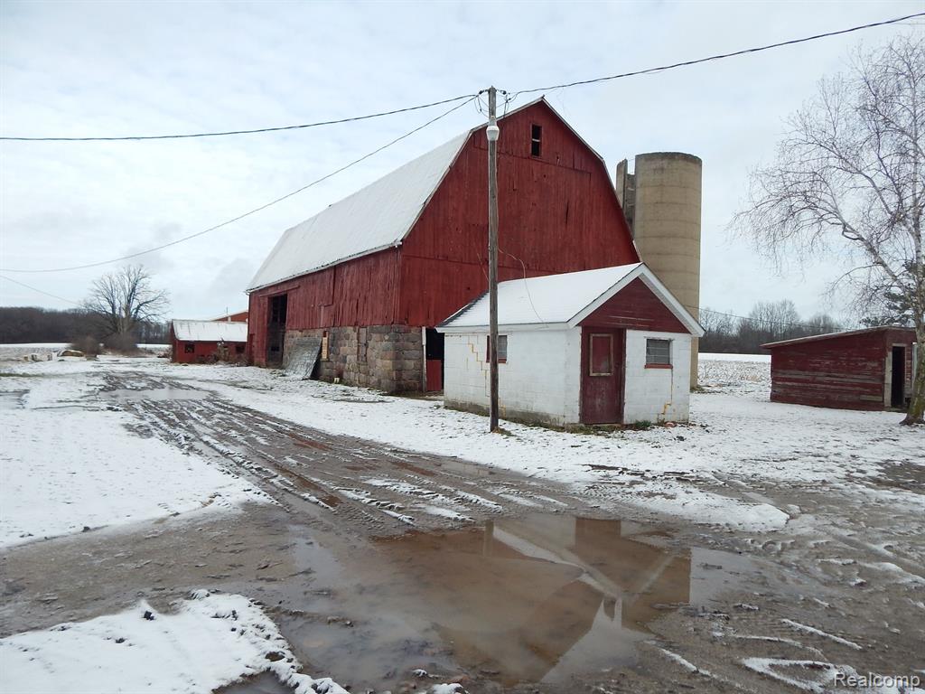 12686 WILKES Road, Brockway, MI 48097 — Photo 25