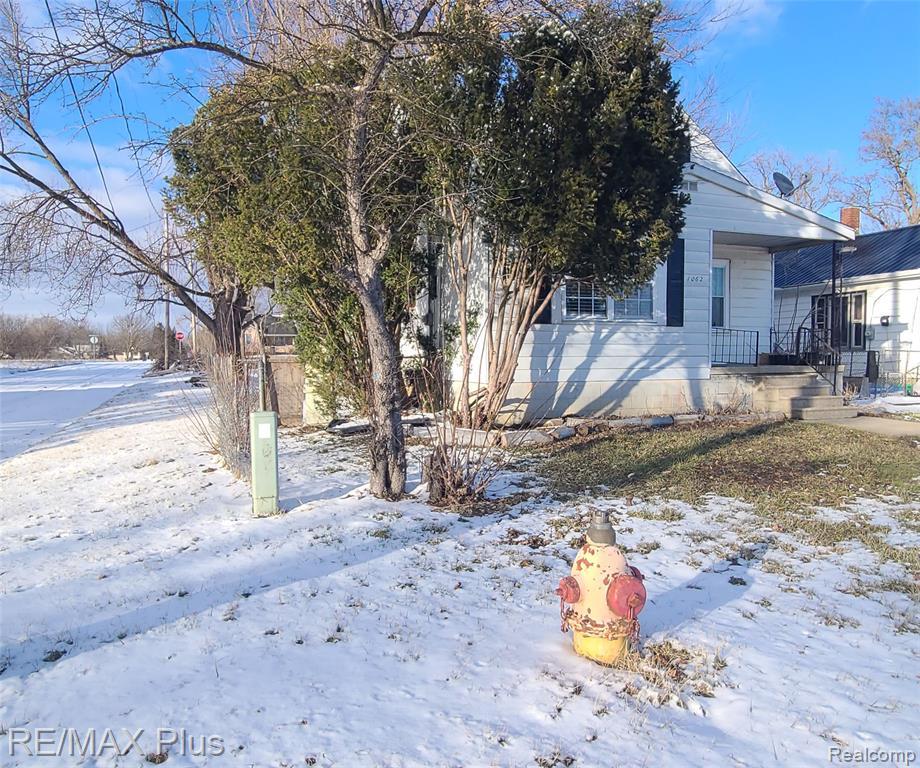 1062 Tremont Avenue, Flint, MI 48505 — Photo 3