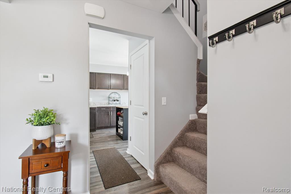 21348 E Glen Haven Circle, Novi, MI 48167 — Photo 18