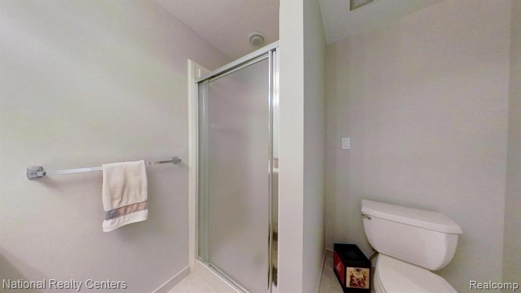 6783 Burtonwood Drive, West Bloomfield, MI — Photo 57