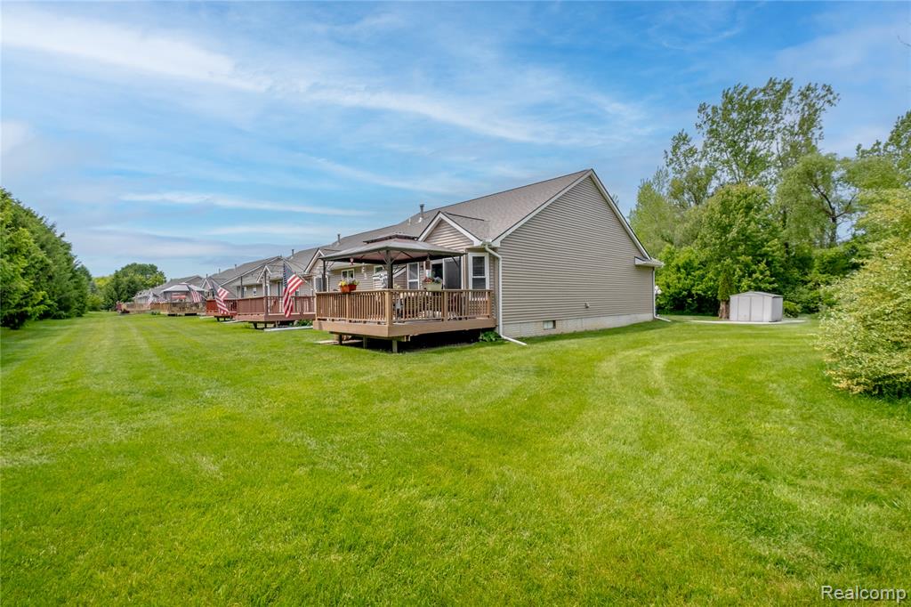 9006 Spring Brook Circle, Davison, MI 48423 — Photo 26